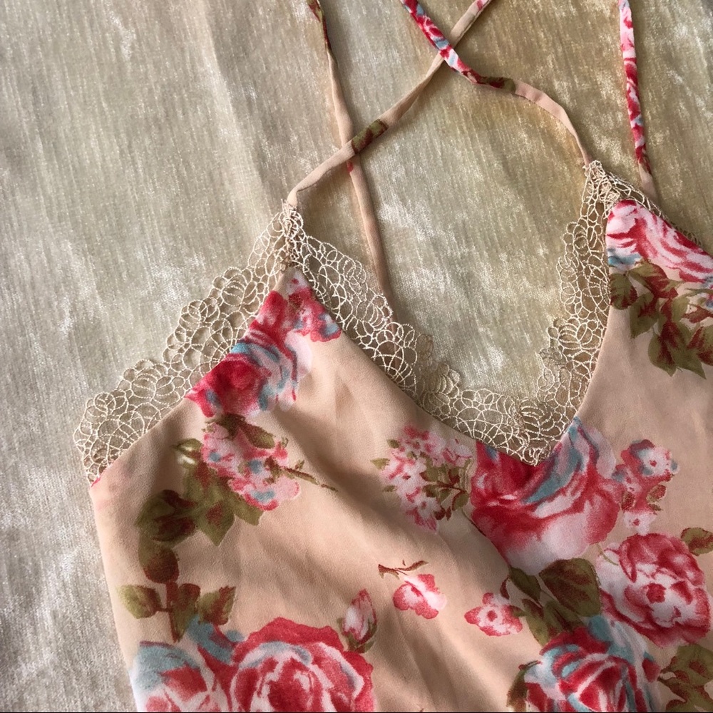Floral scoop back shift dress